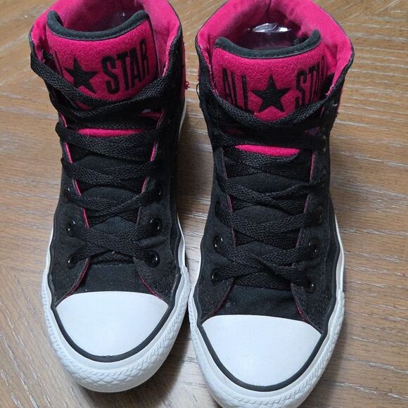 Converses CTAS Brea, Black/pink Quilted High Tops 8.5W/6Kids - Picture 4 of 10